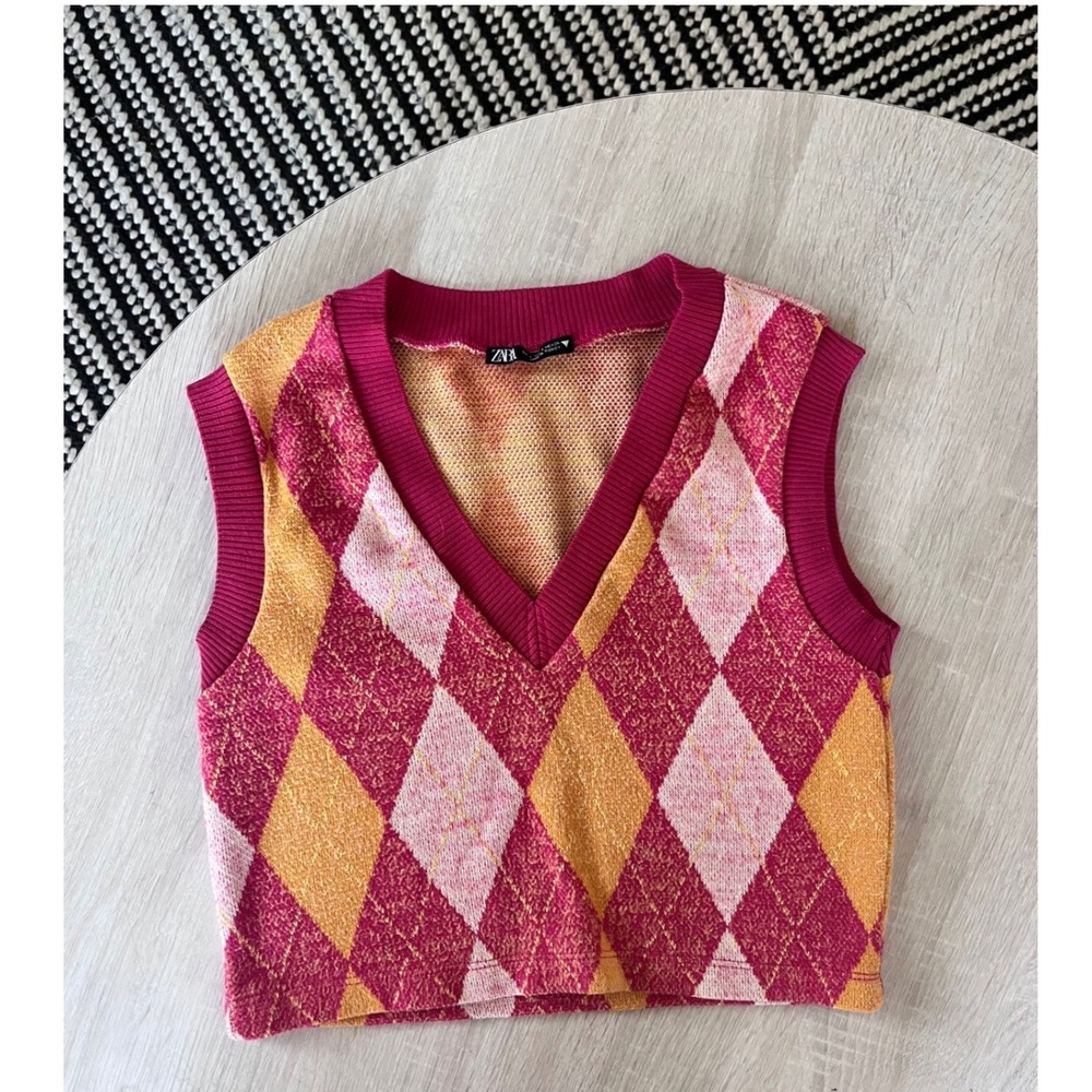 Zara Womens Argyle V-Neck Sweater Vest Magenta Orange Metallic Gold Preppy M